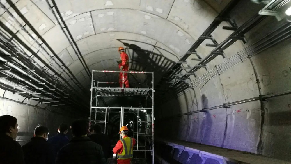 鹤峰地铁线路养护常见病害及预防整治分析